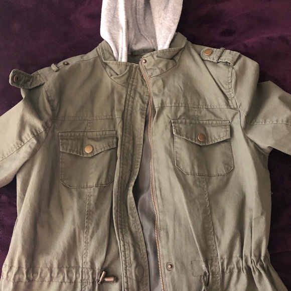 Jacket - Picture 4 of 4